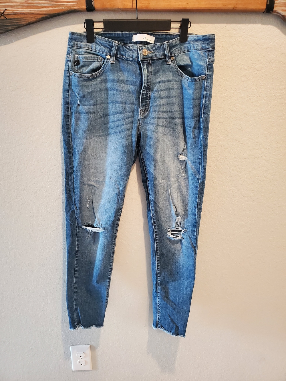 KanCan Distressed Medium Blue Ankle Jeans
